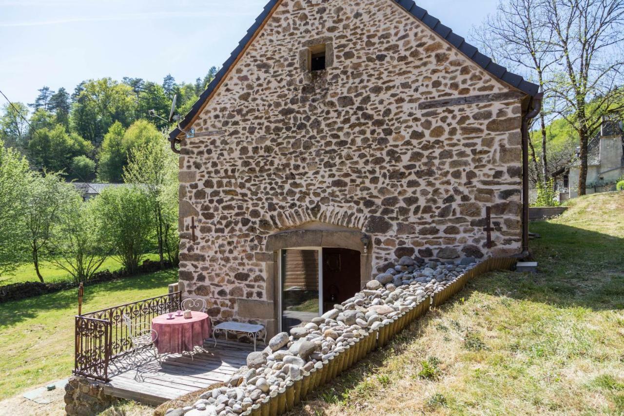 Gite De La Genevriere Saint-Chamant ภายนอก รูปภาพ
